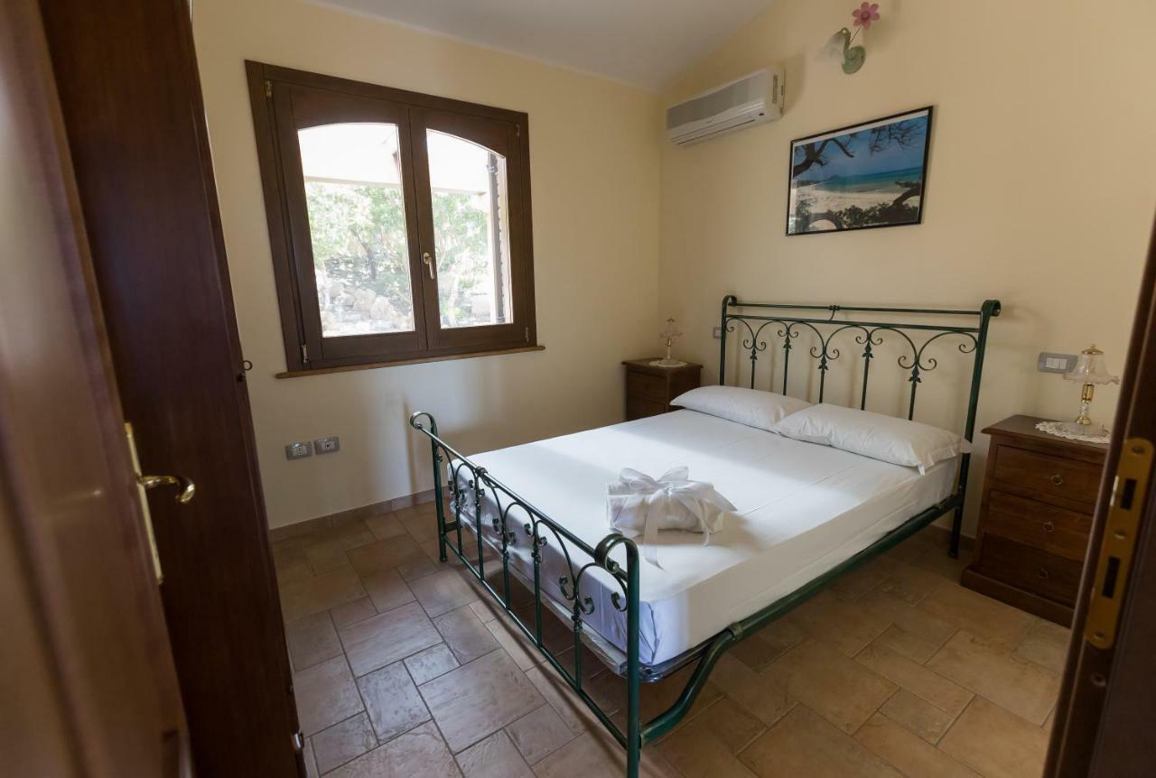 House & Sea Chia Villa Domus De Maria Ngoại thất bức ảnh
